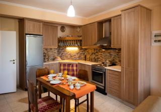 Almondtree House Exanthia - Private Parking - Exanthia - 3