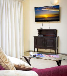 Ground floor apartment located in Hometown, 5 min walk to the Beach - Saint James - 7
