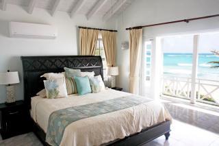 This is a beachfront 3 bedroom, 3 bathroom villa, family-friendly activities - Christ Church - 1