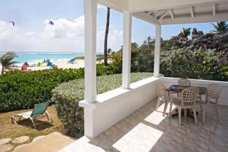 This is a beachfront 3 bedroom, 3 bathroom villa, family-friendly activities - Christ Church - 3