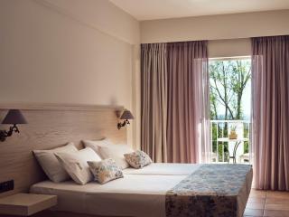 Nemesis Aparthotel - 4