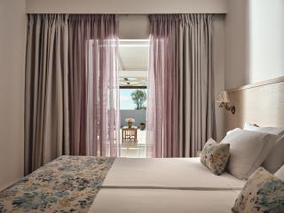 Nemesis Aparthotel - 2