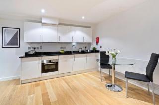Red Lion Court by City2Stay - London - 5