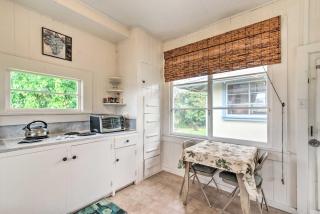 Hilo Home Base - 3 Miles to State Park and Beach! - 1