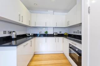 Red Lion Court by City2Stay - London - 6