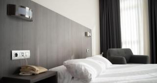 Hotel Seminario Aeropuerto Bilbao - 1