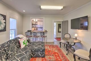 Charming and Walkable Fairport Village Apartment! - Fairport - 0