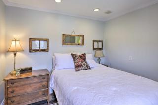 Charming & Walkable Fairport Village Apartment! - 1