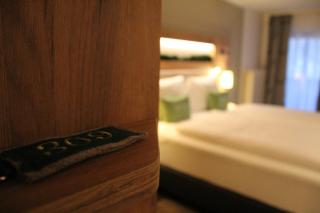 Seehotel zur Post - Tegernsee - 1