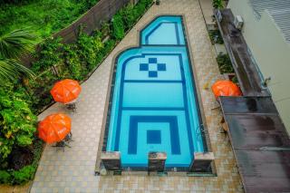 Nice and Comfort 2BR Metropark Condominium Apartment By Travelio - Bekasi - 4