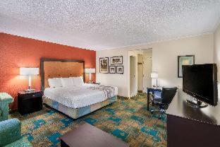 Baymont by Wyndham Meridian - Meridian - 9