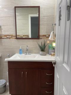 Private Room - Hialeah - 3