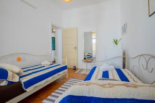 Amphitheater Apartment - 2