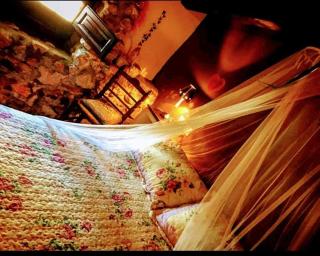 Room in Lodge - Romantic getaway to Cuenca at La Quinta de Malu - Valeria - 4