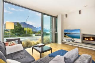 Lake View @ Pounamu - 9