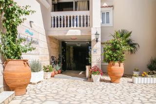 Angela Beach Hotel & Apts - Roda - 3