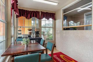 Econo Lodge Tallahassee Near Capital -University - Tallahassee - 8