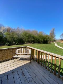 Owlet Lodge at Owlet Hideaway - with Hot Tub, Near York - 4