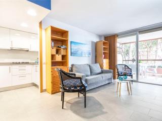 Apartment Els Pins Cyclamen by Interhome - 2