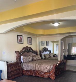 Raintree Inn and Suites - Houston - 9