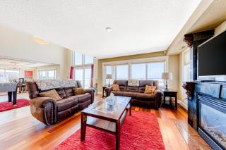 Rockaway Beach Villa - 6