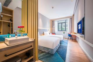 Holiday Inn Express Shenzhen Nanshan by IHG - 3