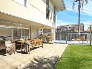 Isthmus on North Kiama Drive - Kiama Downs - 2