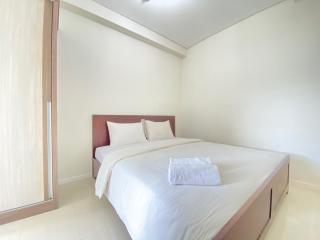 Private & Bright 2BR Apartment at Parahyangan Residence near Nara Park By Travelio - 0