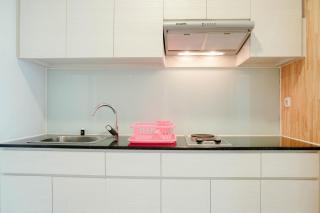 Gorgeous 2BR Apartment Maqna Residence By Travelio - 6