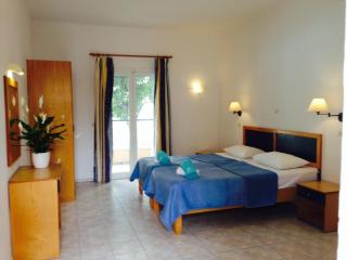 Toni´s Guesthouse - 1