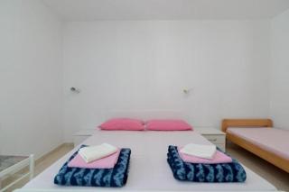 Apartments Boguvila - Supetar - 2