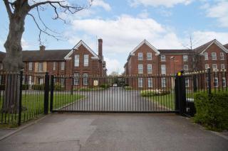 Platform West Hull 2 bed Apartment with Parking - Hull - 4