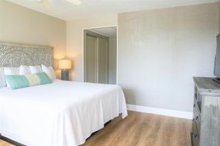 Bristol Plaza Motel - 5