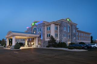 Holiday Inn Express Hotel & Suites Saginaw by IHG - 6