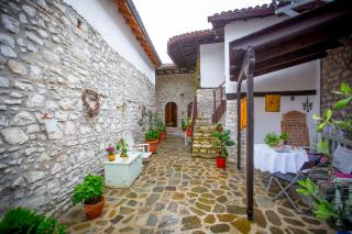 Bujtina Kodiket Guesthouse - Berat - 0