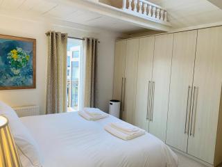 Shepherds House - 4