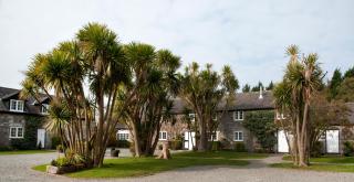 Tros Yr Afon Holiday Cottages and Manor House - 1