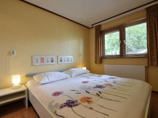 Spacious Chalet in Garderen with Fenced Garden - 9