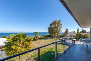Lakefront Villa - Waitahanui Holiday Home - Waitahanui - 5