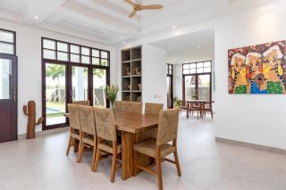 Villa Besakih 5BR, 5 mins to beach - Canggu - Canggu - 6
