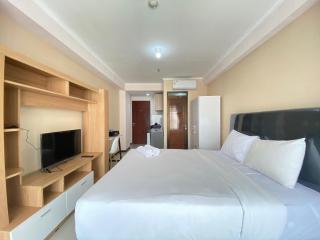 Sunnyside Studio Room at Apartment Gateway Pasteur near Exit Toll Pasteur By Travelio - Bandung - 8