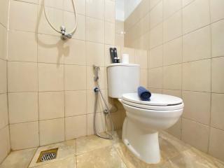 Comfy & Well Appointed 2BR at Tamansari Panoramic Apartment By Travelio - Bandung - 5