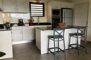 Alicia's Sky flat on the heights with nice view on the sea and Papeete - 3