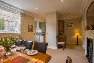 St Helen's House with Minster views - York - 7
