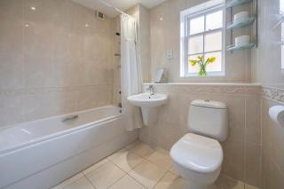 St Helen's House with Minster views - 5