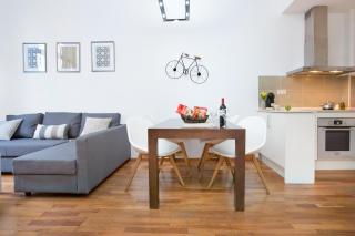 Stay U-nique Apartments Balmes - 6