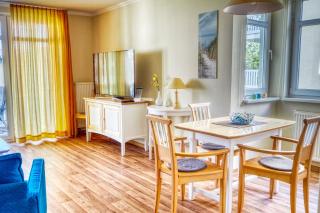 mit Meerblick und Balkon, gratis Nutzung vom AHOI Erlebnisbad und Sauna in Sellin - Meeresblick FeWo 35 - Göhren - 3
