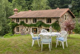 Charming House with Lake View - Calgar - 9