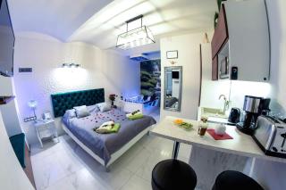 Apartment Jacuzzi - 2