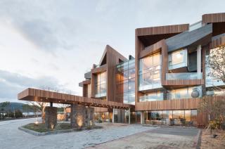 Bayhill Pool & Villa - Seogwipo - 9